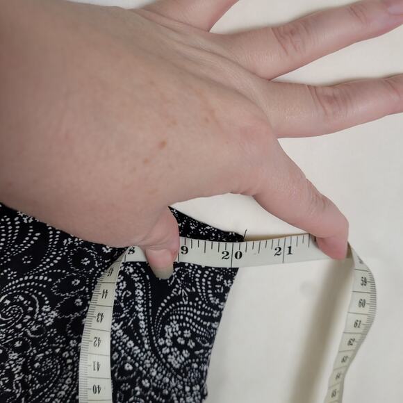 Old Navy black and white floral paisley print pleated dress Size large Boho - Picture 6 of 7